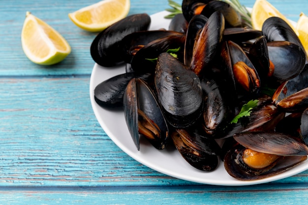 Plate of cooked mussels