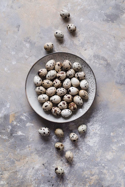 Free photo plate with quail eggs