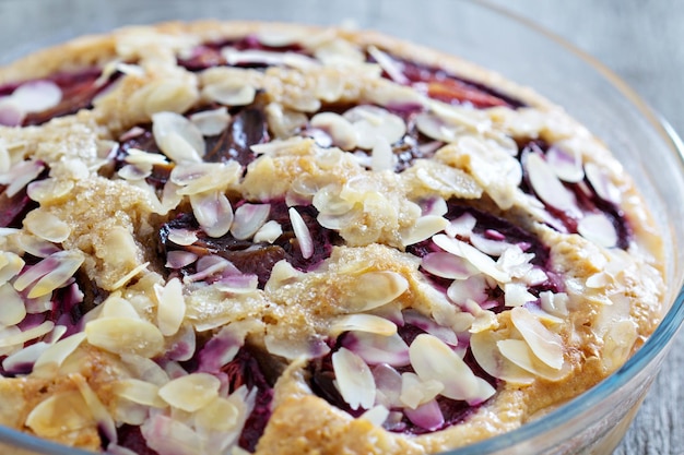 Free photo plum cake close up