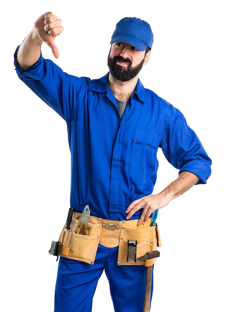 Free photo plumber doing bad signal