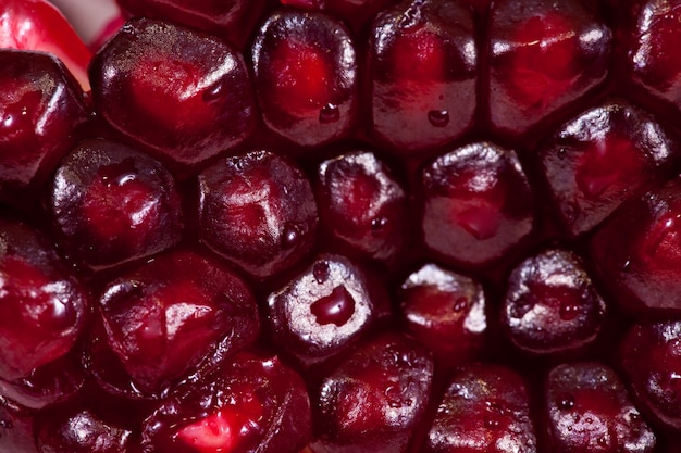 Free photo pomegranate grains background