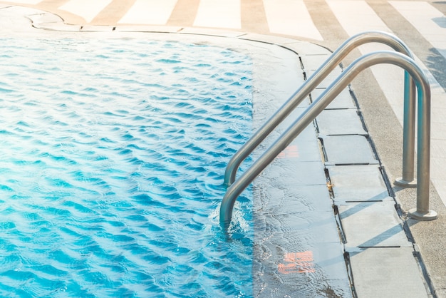 Pool stair