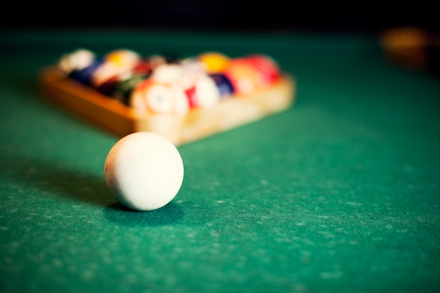 Free photo pool table