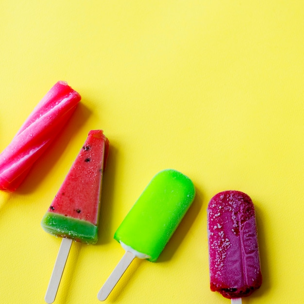 Free photo popsicle flavored ice frozen dessert sweeten tasty concept