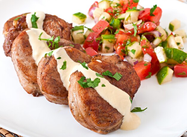 Pork medallions with salsa