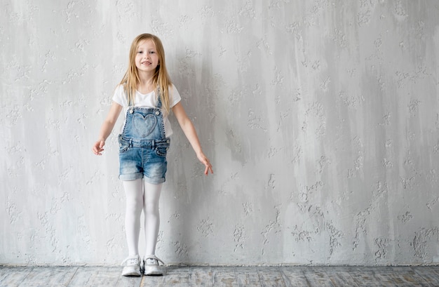 Foto gratuita portait bambina