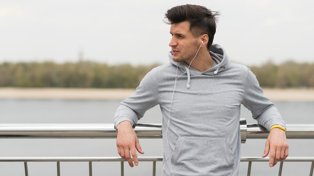 Free photo portrait of adult male ready for jogging