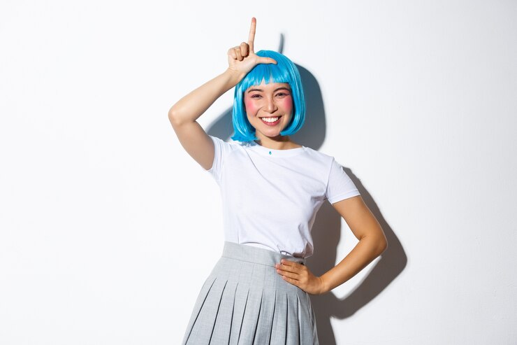 無料Photo 青い短いかつらでアジアの女の子の肖像画