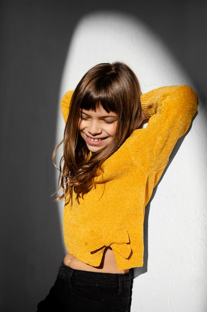 Free photo portrait of beautiful little girl