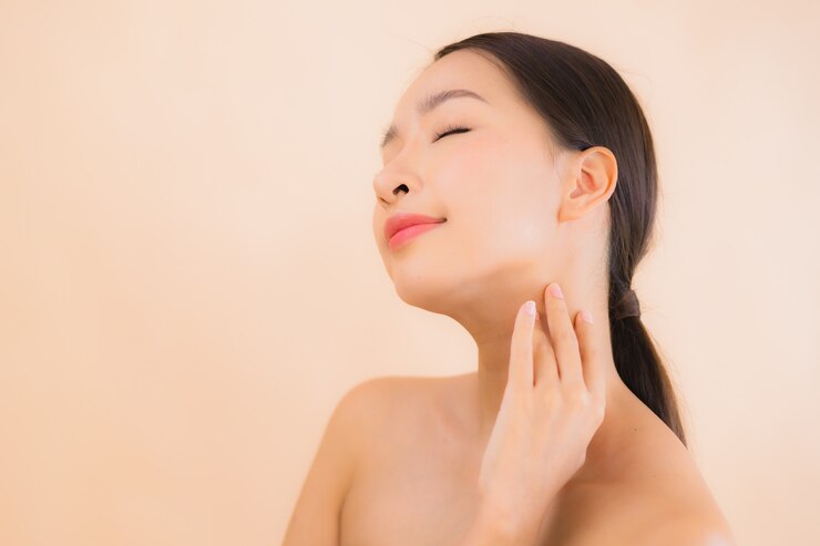 무료 Photo 뷰티 스파 개념 세로 아름 다운 젊은 아시아 얼굴 여자