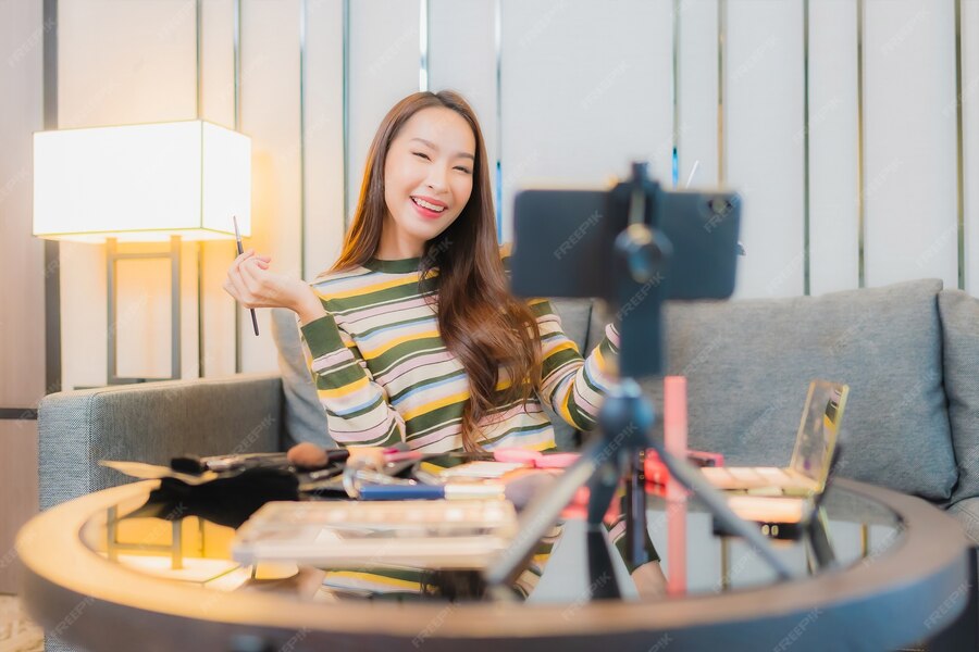 The Power of Influencer Networks for Education and Small Business