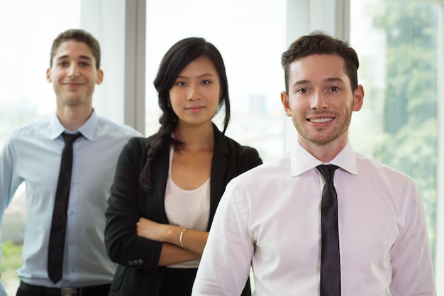 Free photo portrait of business people in office 4