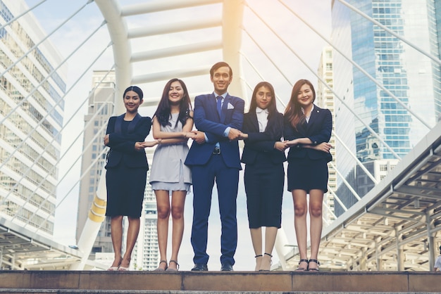 Free photo portrait of business people worker team outside.