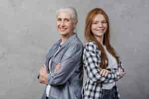 Free photo portrait of female friends smiling