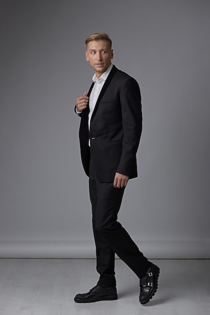 Portrait full length man in formal wear