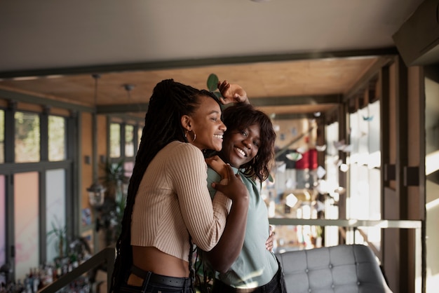 Free photo portrait of happy young women