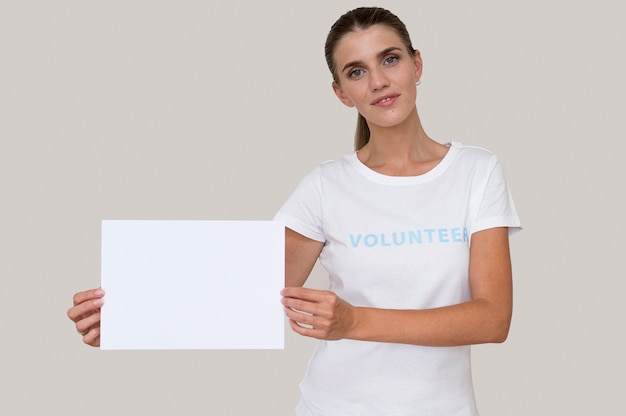 Free photo portrait of humanitarian volunteer