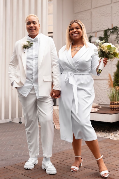 Free photo portrait of lesbian women during their wedding ceremony