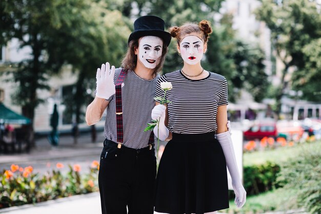 Portrait of a mime couple