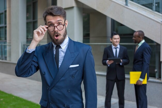 Free photo portrait of multi ethnic business team