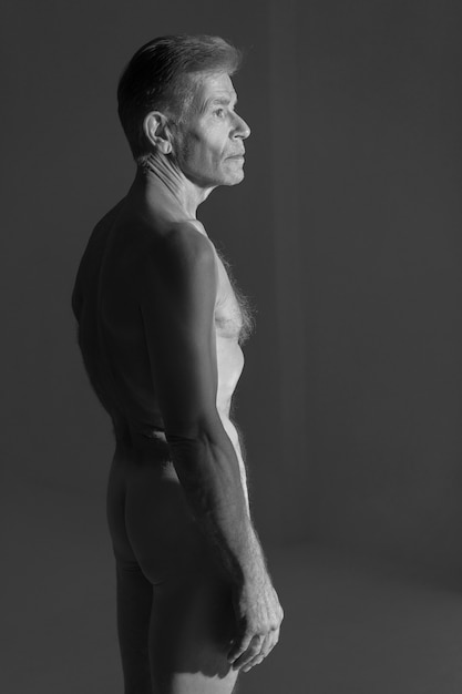 Free photo portrait of naked elderly person