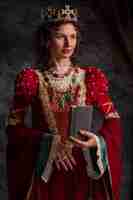 無料写真 原稿と中世の女王の肖像