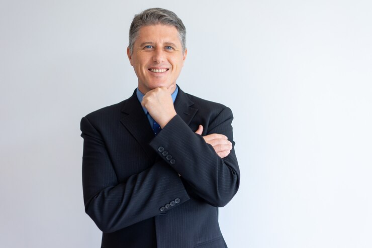 Free Photo portrait of positive confident businessman