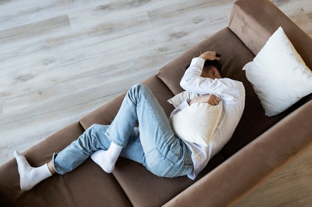敏感な男の肖像