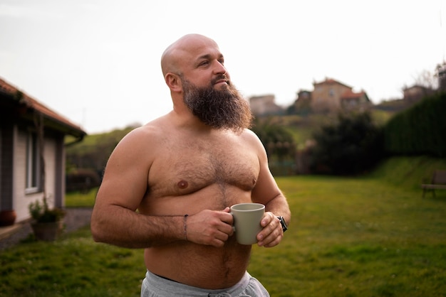 Free photo portrait of shirless man with hairy chest