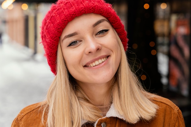 Free photo portrait smiley woman