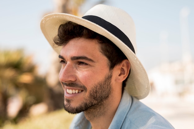 Portrait of a smiling man 