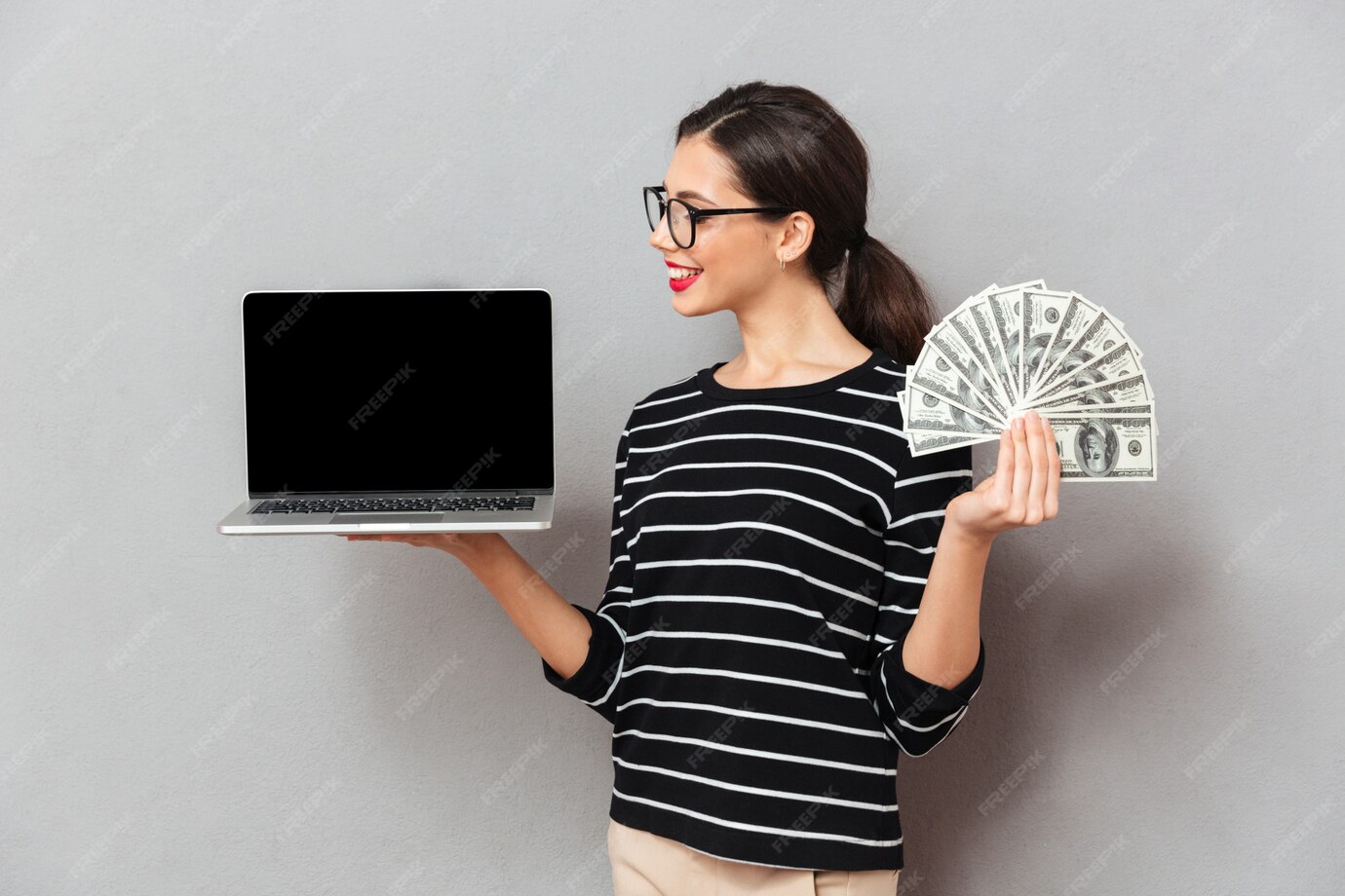 The Most Powerful Way to Show Up Online￼ – Smart Passive Income