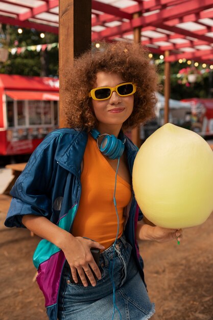 Portrait of woman dressed in  80s aesthetic