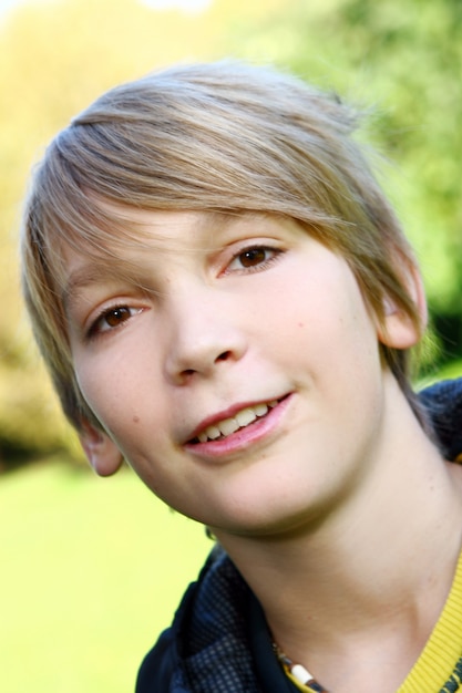 Free photo portrait of young and attractive boy