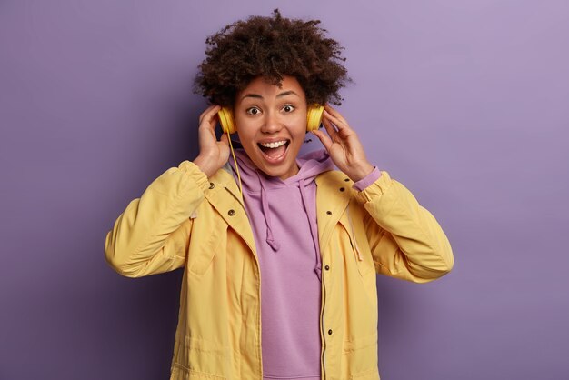 Portrait of young and beautiful woman gesticulating