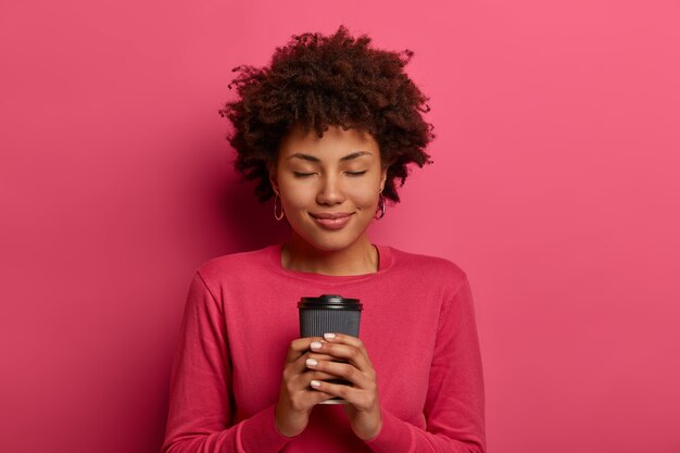 Portrait of young and beautiful woman gesticulating