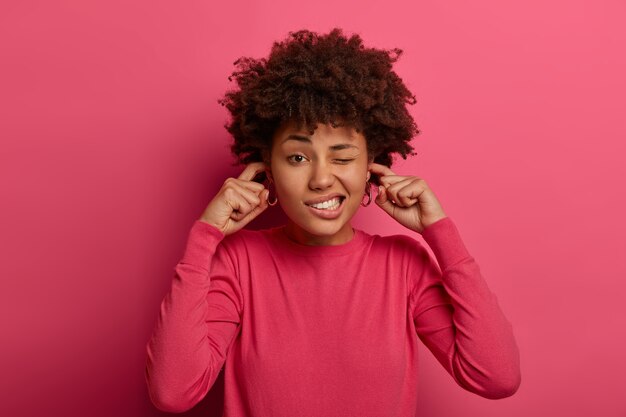 Portrait of young and beautiful woman gesticulating