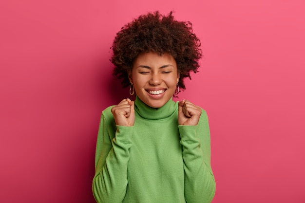 Portrait of young and beautiful woman gesticulating