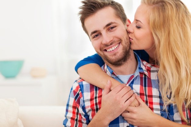 Free photo portrait of young couple in love