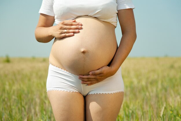 pregnant woman belly