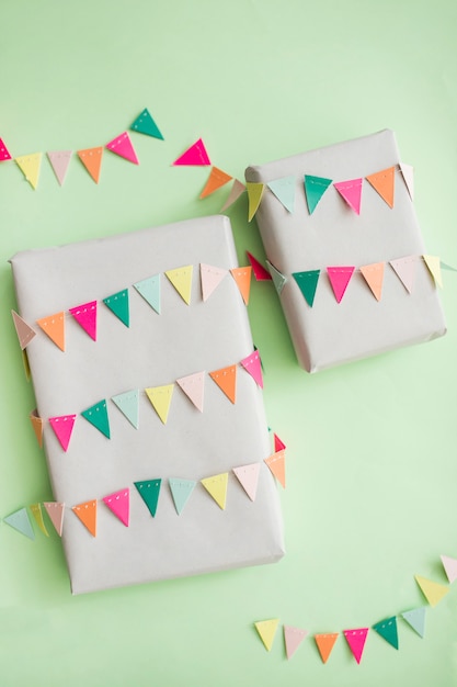 Free photo present envelope with pennants
