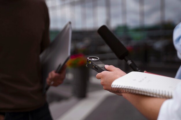 Press reporter fallowing leads in a case