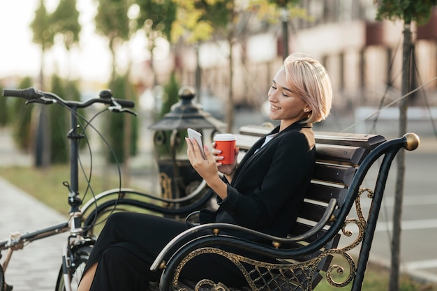 Pretty woman sitting on the bench