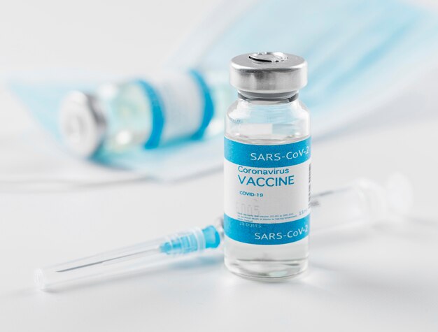 Preventive coronavirus vaccine and syringe