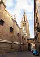 Free photo primate cathedral of saint mary. toledo