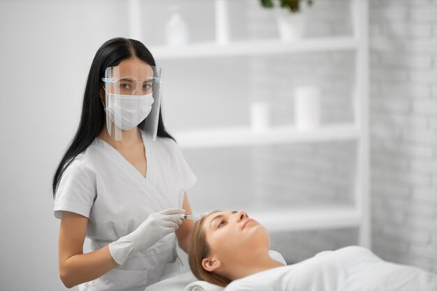 procedure for improvements face skin in beauty salon