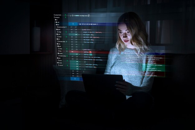 コンピューターでコードを扱うプログラミングのバックグラウンド