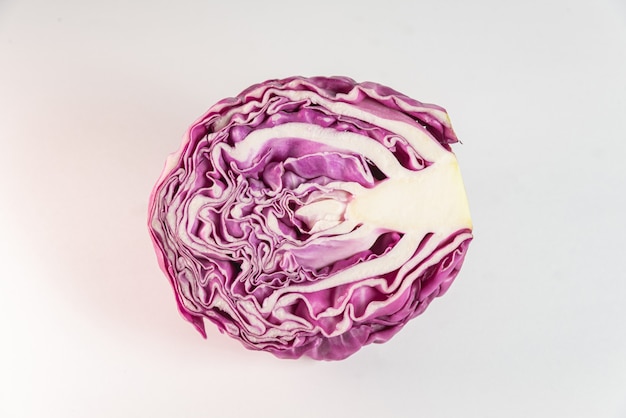 Free photo purple cabbage on the table