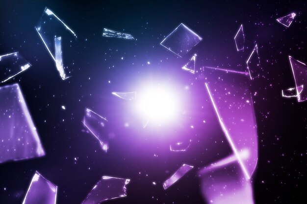 デザインスペースと空間の背景に紫の粉々に砕けたガラス