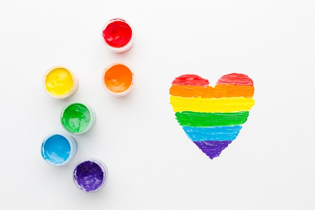 誇り愛のための塗料の虹の容器